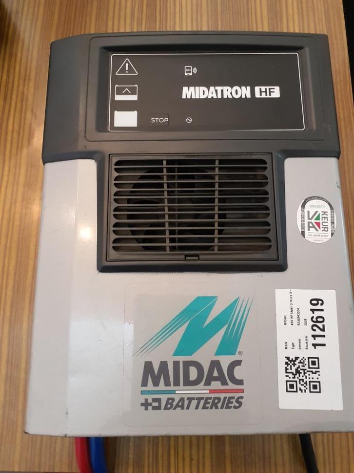Zeer krachtige Acculader MIDAC Midatron HF (48V / 130A), Audio, Tv en Foto, Accu's en Batterijen, Gebruikt, Oplaadbaar, Ophalen of Verzenden