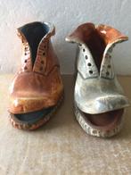 George Tardieu      2 stuks porseleinen oude schoenen, Ophalen of Verzenden