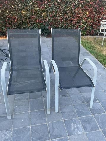 Aluminium tuinstoelen (2 stuks) beschikbaar voor biedingen
