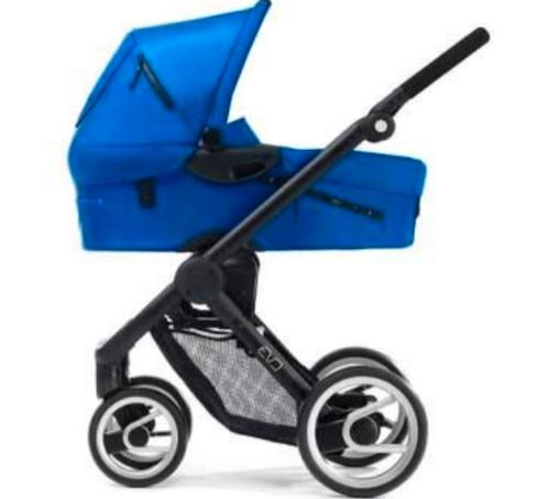 Mutsy Evo kinderwagen-buggy met warme voetenzak, Kinderen en Baby's, Kinderwagens en Combinaties, Zo goed als nieuw, Kinderwagen