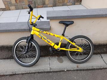 Vélo BMX 