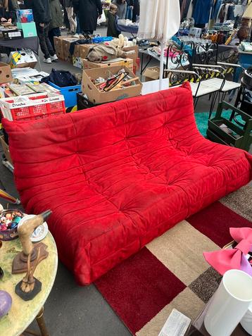 Ligne Roset Togo 3-zit – Origineel Frans design (rood, 2010) beschikbaar voor biedingen