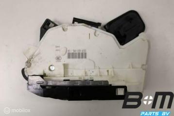 Portierslot LA (bestuurderskant) VolkswagenGolf 7 5K4839015R beschikbaar voor biedingen