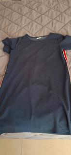 GRATIS 4 zomerkleedjes, Kleding | Dames, T-shirts, Ophalen, Gedragen