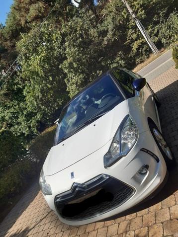 Citroën DS3 Pure Tech VTi 82 Chic met weinig km's beschikbaar voor biedingen
