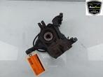 FUSEE RECHTS VOOR Peugeot 2008 (CU) (|1607557580|364791|), Gebruikt, Peugeot
