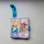 Tof ontdek en voelboekje over Winnie De Pooh & zijn vrienden, Ophalen of Verzenden, Zo goed als nieuw, 6 tot 12 maanden