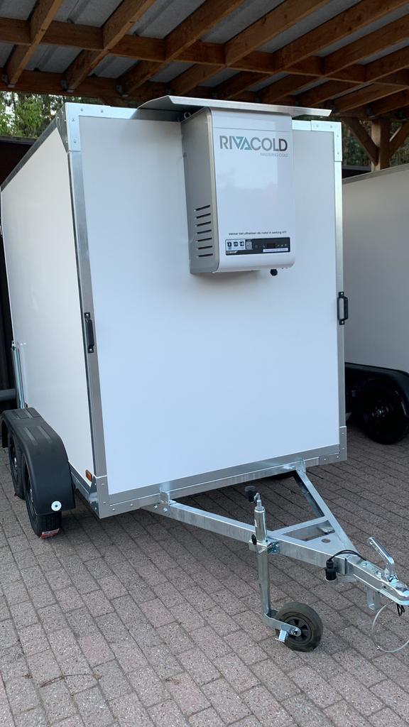 Nieuwe Koelwagen te koop  0490439685, Hobby en Vrije tijd, Feestartikelen | Verhuur, Zo goed als nieuw, Ophalen of Verzenden