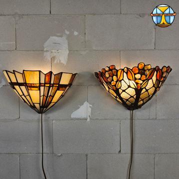 2 vintage Tiffany wandlampen (glas in lood) Perfecte staat beschikbaar voor biedingen