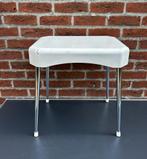 Krukje, bijzettafeltje Vynco 1960s, Minder dan 45 cm, Gebruikt, Ophalen of Verzenden, Rechthoekig