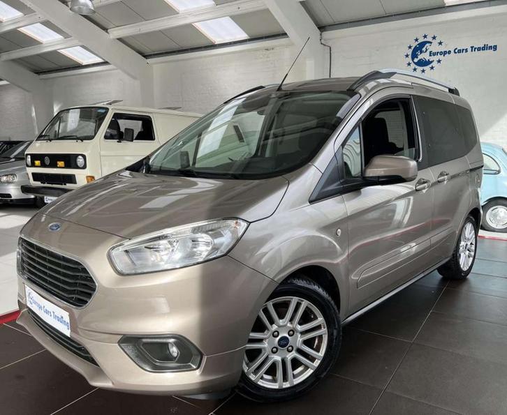 Ford Tourneo Courier TITANIUM 1.0 EcoBoost 1ÈRE MAIN CARPLA, Auto's, Ford, Bedrijf, Te koop, Tourneo Courier, ABS, Achteruitrijcamera