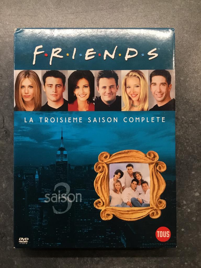 Coffret DVD FRIENDS Saison 3 complète, CD & DVD, DVD | TV & Séries télévisées, Utilisé, Comédie, Coffret, Tous les âges, Enlèvement ou Envoi