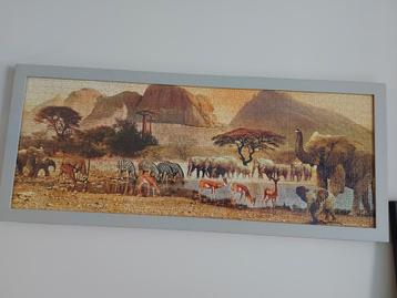 Zware kader met afrikaans landschap beschikbaar voor biedingen