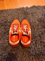 Baskets New Balance oranges 38.5 unisexes, Vêtements | Femmes, Enlèvement, Comme neuf, Orange, Sneakers et Baskets