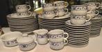 63-delig porseleinen servies Beauregard, Blue Roses. NIEUW, Huis en Inrichting, Keuken | Servies, Ophalen, Nieuw, Overige stijlen