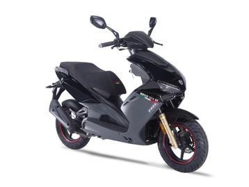 GPX 50 een sportieve scooter voor een betaalbare prijs