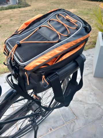 TREK district 6 beschikbaar voor biedingen
