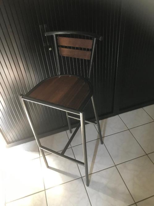 4 barkrukken als nieuw, Huis en Inrichting, Barkrukken, Zo goed als nieuw, 60 tot 90 cm, Hout, Metaal, 4 krukken, Met voetsteun