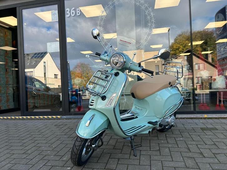 Vespa Primavera Touring Verde 50cc, Fietsen en Brommers, Scooters | Vespa, Nieuw, Overige modellen, Klasse B (45 km/u), Benzine