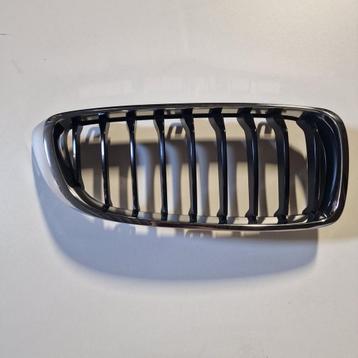 Grille chroom zwart RECHTS BMW 4 serie gebruikt F32 F33 F36  beschikbaar voor biedingen