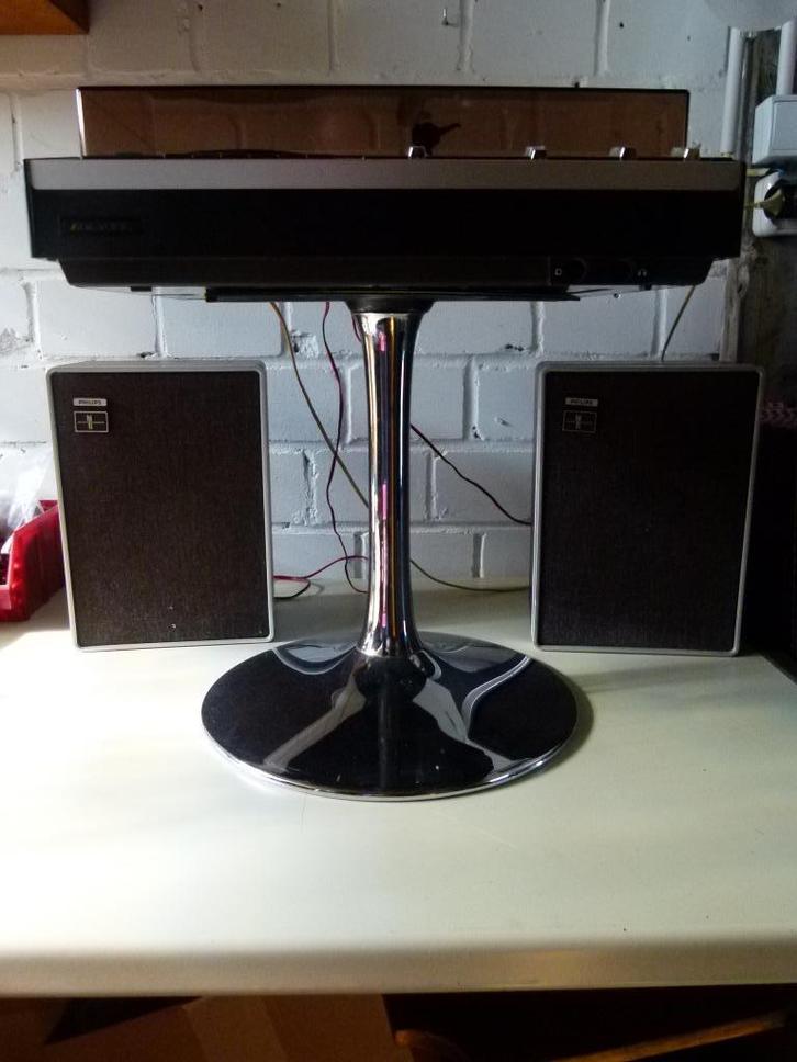 vintage stereo Aristona tulpvoet 70er jaren, Verzamelen, Retro, Huis en Inrichting, Ophalen