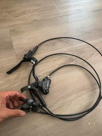 Shimano schijfrem set beschikbaar voor biedingen