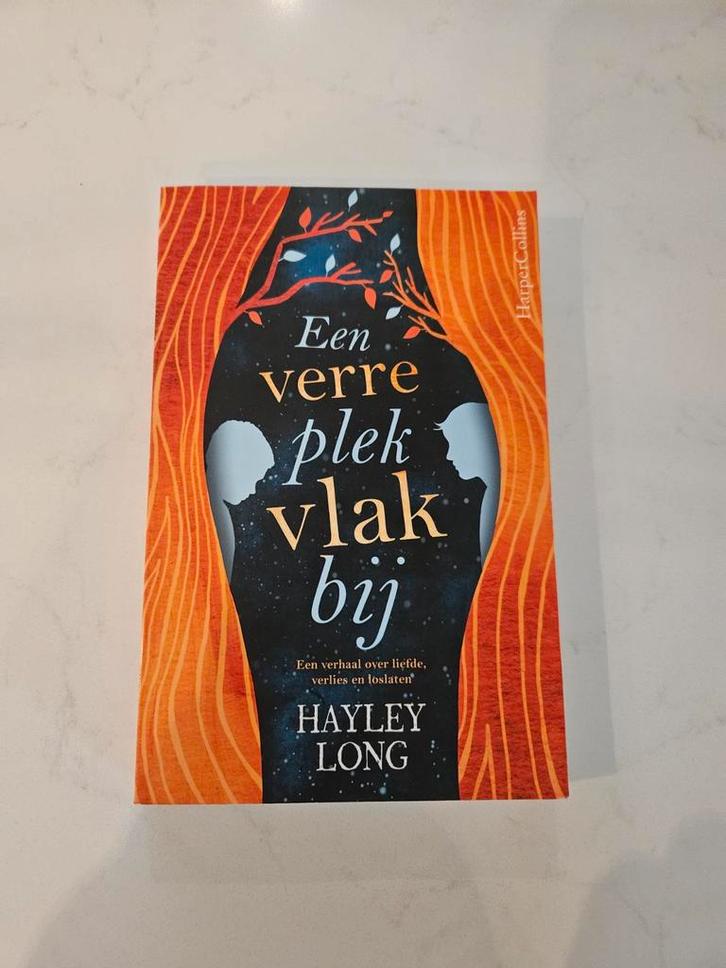 Hayley Long - Een verre plek vlakbij, Boeken, Kinderboeken | Jeugd | 13 jaar en ouder, Ophalen