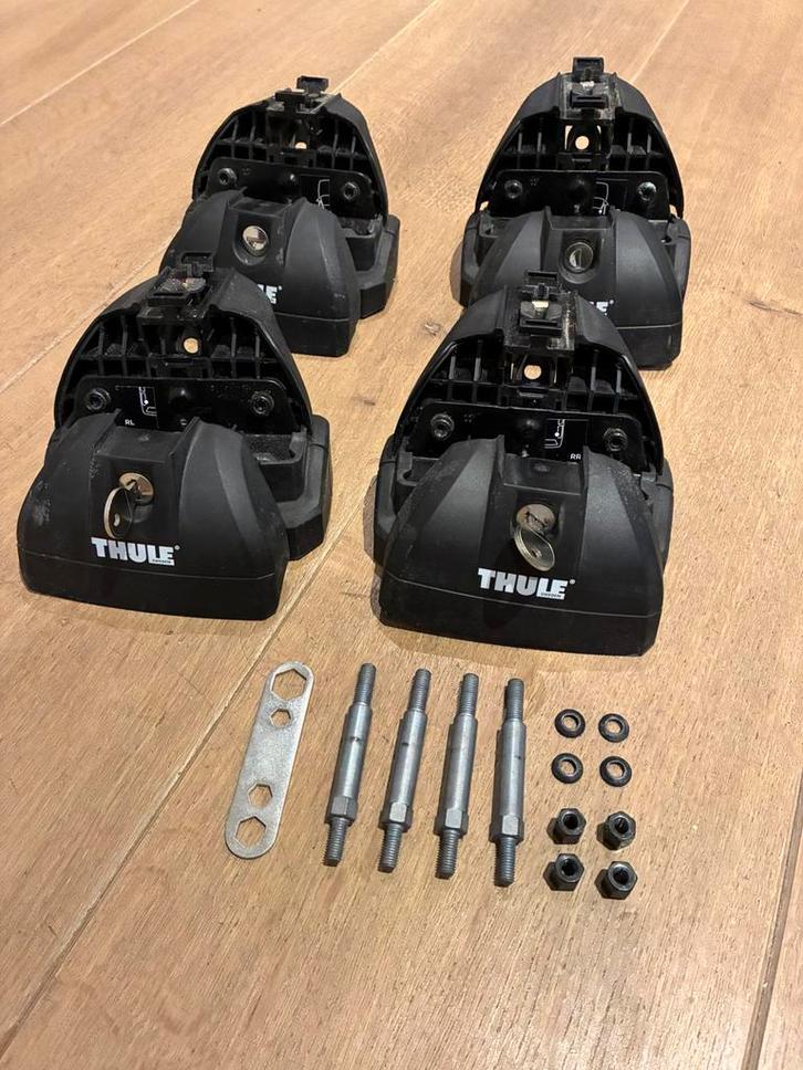 Thule Rapid System voeten voor BMW 5serie (G30), Auto diversen, Dakdragers, Gebruikt, Ophalen