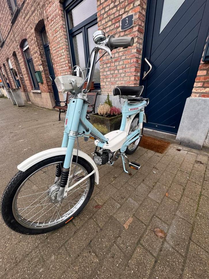 Honda amigo, Fietsen en Brommers, Brommers | Puch, Zo goed als nieuw, Ophalen