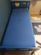 Peuterbedje met nieuwe matras en lakens., Kinderen en Baby's, Kinderkamer | Bedden, Ophalen, Zo goed als nieuw, Matras