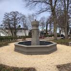 Kolossale Franse dorpsfontein, Ophalen, Nieuw, Beton, Fontein