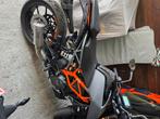 Moto ktm duke 125cc, Motoren, Motoren | KTM, ABS, Motorrijbewijs A, 3 cilinders, Particulier
