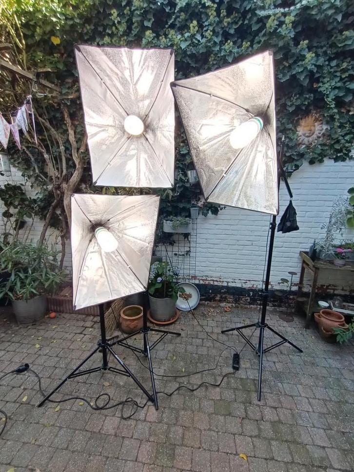 Bresser Continu licht studiolampen, TV, Hi-fi & Vidéo, Photo | Studio photo & Accessoires, Comme neuf, Lampe ou Kit de flash, Enlèvement