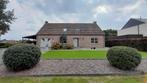 Goed onderhouden woning + praktijkruimte + paardenstallen, 193 kWh/m²/jaar, Bree, 273 m², Provincie Limburg