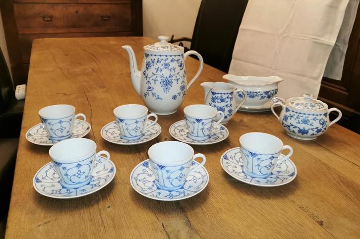 mooi oud landelijk porseleinen koffie servies met blauw, Antiek en Kunst, Antiek | Servies compleet, Ophalen of Verzenden