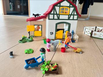 Playmobil country beschikbaar voor biedingen