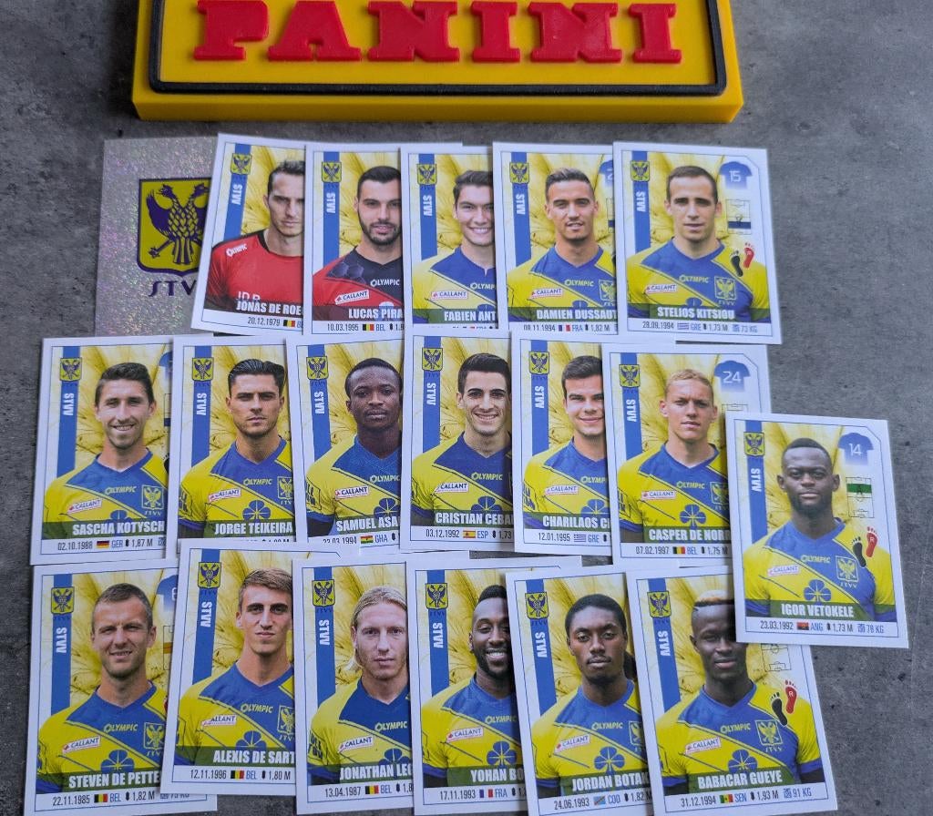 AUTOCOLLANTS PANINI FOOTBALL 2018 19X STVV FOOTBALL, Enlèvement ou Envoi, Neuf