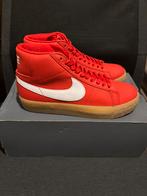 Nieuwe Nike Blazer Mid Sneakers –Maat 37,5 – Rood/Wit – €100, Enlèvement, Comme neuf, Blanc, Baskets
