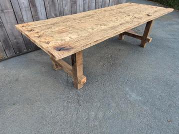 Tafel uit wagonplanken  beschikbaar voor biedingen