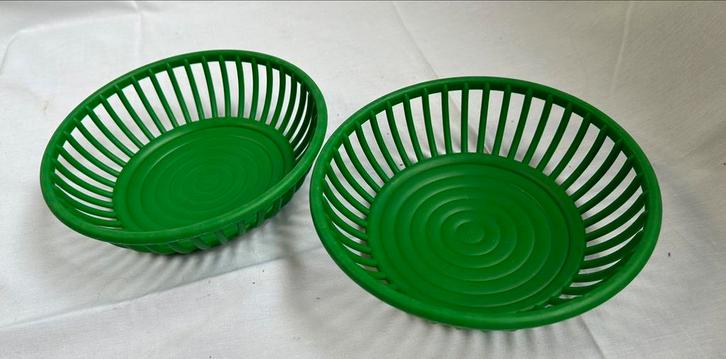 Alessi Enzo Mari bread bowl basket green PP, Huis en Inrichting, Keuken | Keukenbenodigdheden, Zo goed als nieuw, Ophalen of Verzenden