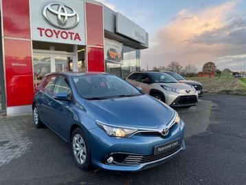 Toyota Auris Comfort + Navigatie & parkeers Auris Hatchback  beschikbaar voor biedingen