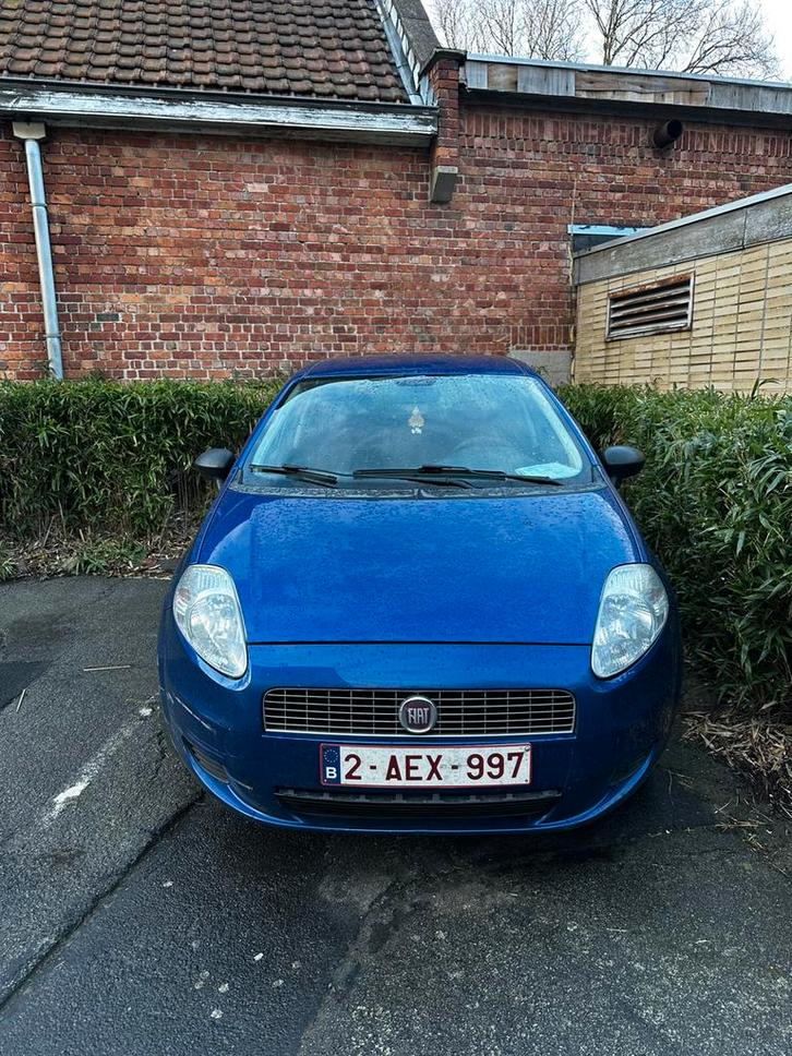Fiat Punto start en rijdt (beschadigd) – onderdelen/export, Autos, Fiat, Entreprise, Punto, Essence, Euro 4, Hatchback, 5 portes