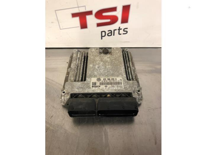 Ordinateur gestion moteur d'un Volkswagen Golf, Autos : Pièces & Accessoires, Électronique & Câbles, Volkswagen, Utilisé, 3 mois de garantie