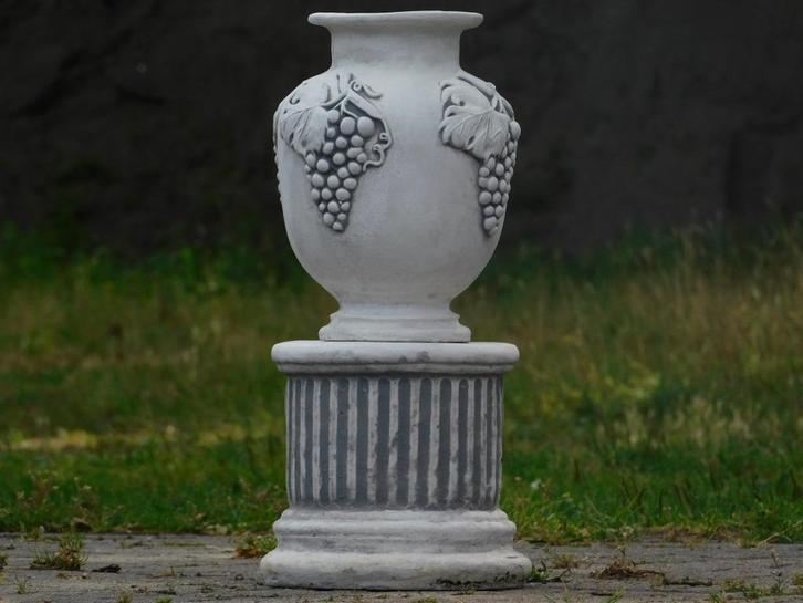 Tuinvaas Druiven op Sokkel - 54 cm - Steen, Tuin en Terras, Tuinvazen, Nieuw, Ophalen of Verzenden