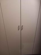 Dvd kast, Ophalen, Zo goed als nieuw, Cd's of Dvd's, 150 discs of meer