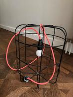 Lampe de table design noire La Cage DARK. Perfect condition., Maison & Meubles, Enlèvement, Comme neuf