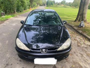 Peugeot 206 1100cc benzine MOD 2004 zwart ctok  beschikbaar voor biedingen