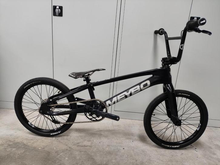 Meybo HSX Carbon Pro 22.5 met Snipers, Fietsen en Brommers, Fietsen | Crossfietsen en BMX, Zo goed als nieuw, Ophalen