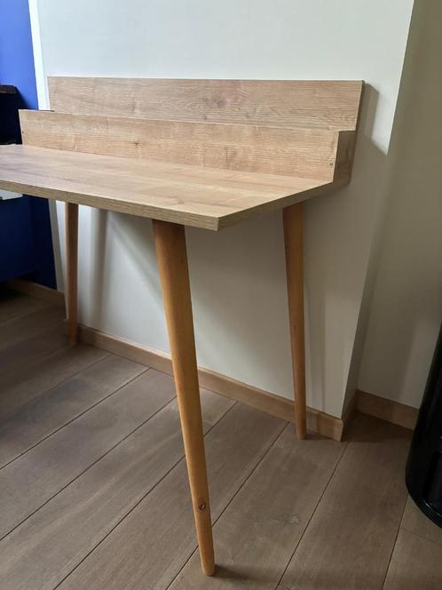 bureau met open opbergvak, Huis en Inrichting, Bureaus, Zo goed als nieuw, Bureau, Ophalen