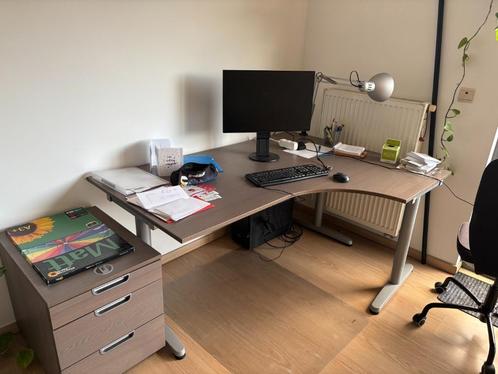 Galant bureau IKEA 1.80m x 1.80m met ladeblok!, Huis en Inrichting, Bureaus, Zo goed als nieuw, Bureau, In hoogte verstelbaar